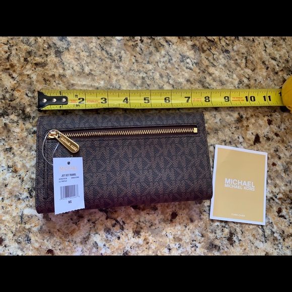 MICHAEL KORS WALLET - Picture 2 of 4